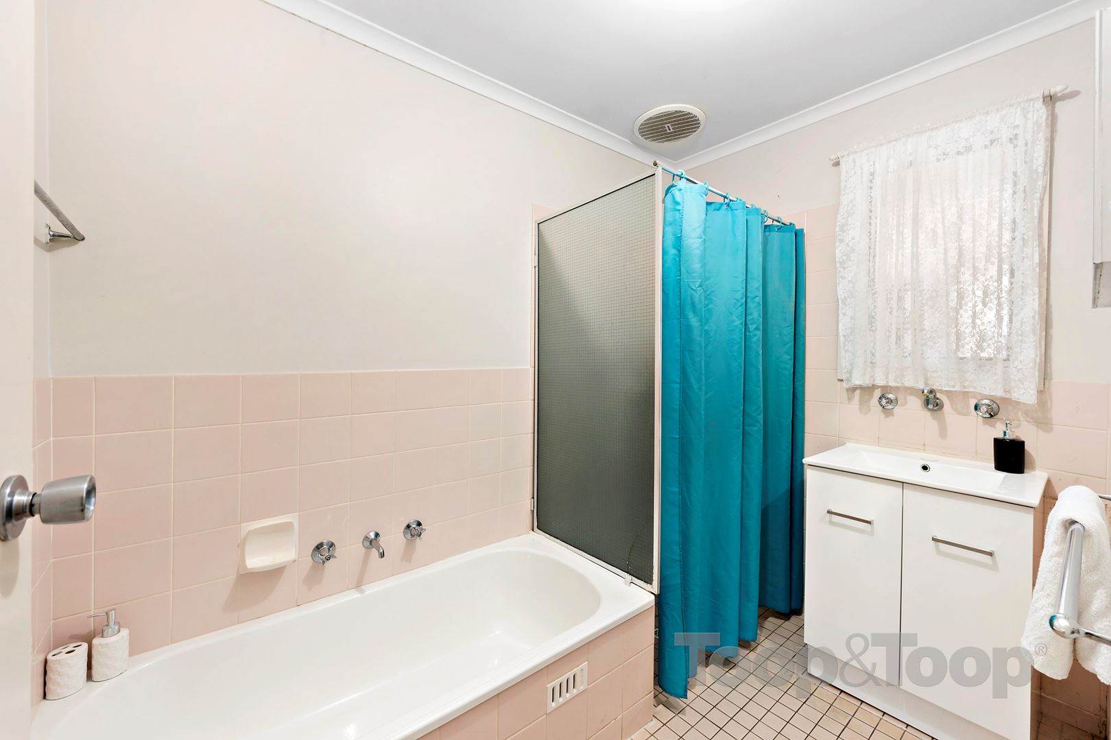 2 Dunedin Court, Noarlunga Downs SA 5168, Noarlunga Downs - Thumbnail 7