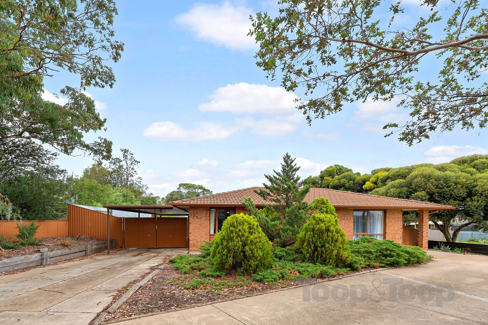 2 Dunedin Court, Noarlunga Downs SA 5168, Noarlunga Downs - Thumbnail 2