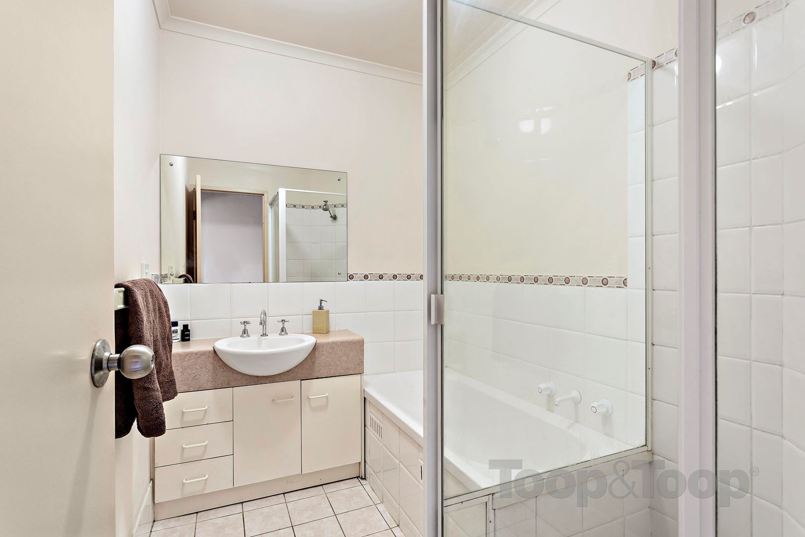 18 / 177 Angas Street, Adelaide SA 5000, Adelaide - Thumbnail 7