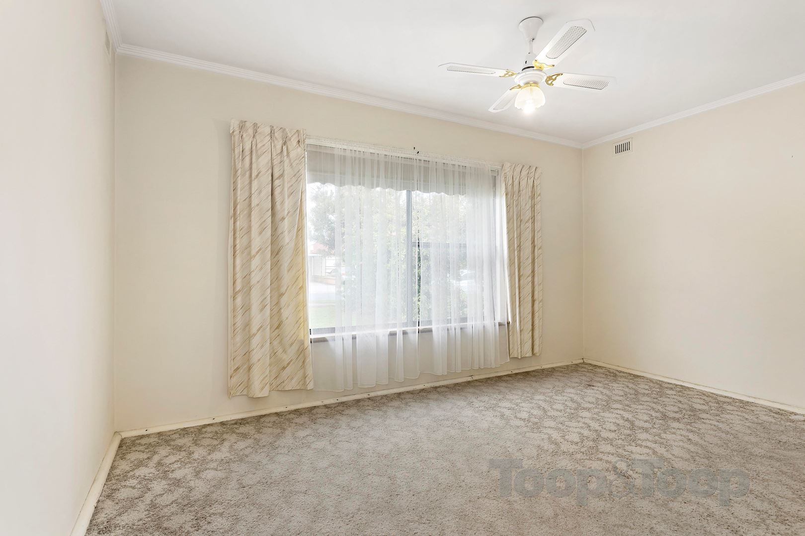 10 Sinclair Street, Grange SA 5022, Grange - Thumbnail 4