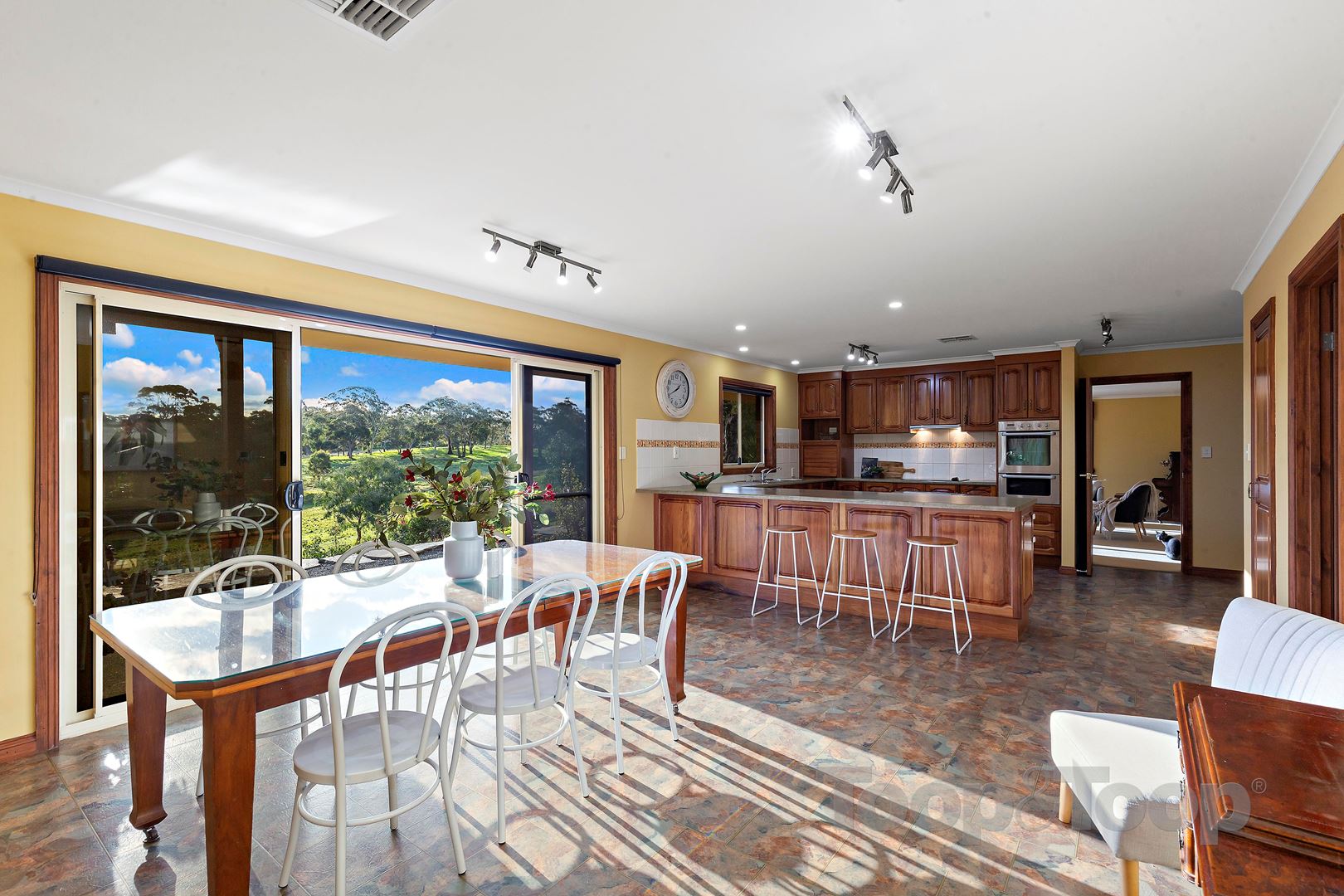 33 Karkoo Court, Mount Barker SA 5251, Mount Barker - Thumbnail 4