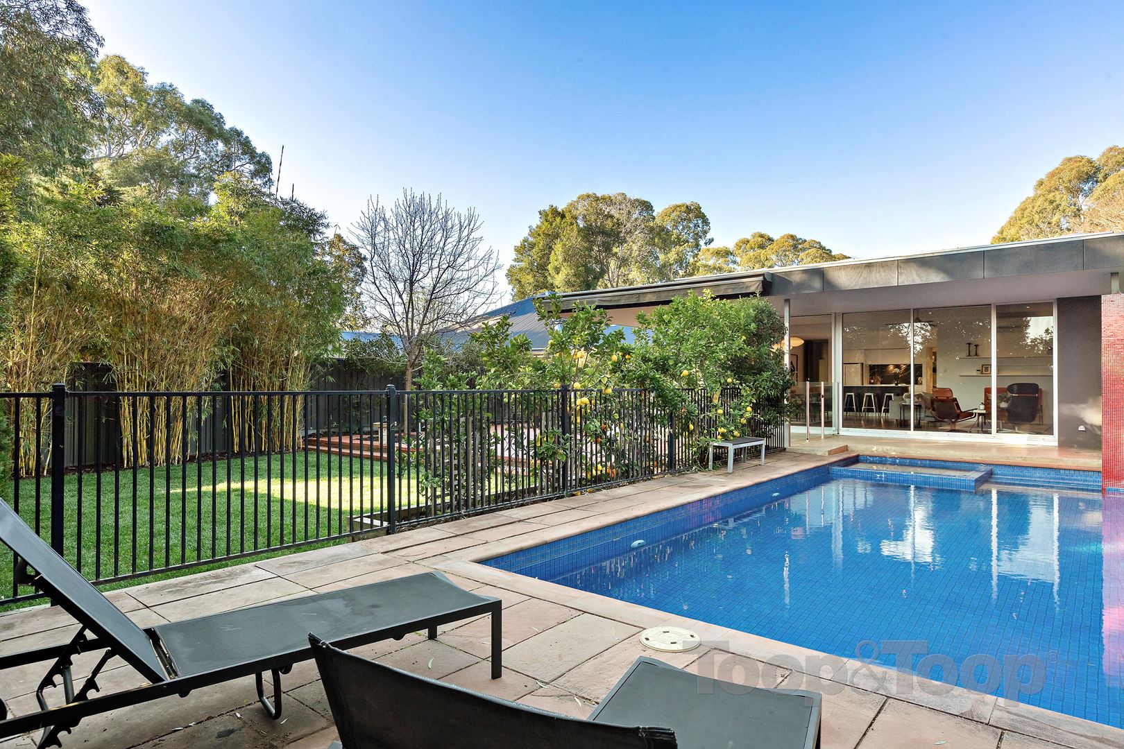 9 Ellesmere Street, Kensington Park SA 5068, Kensington Park - Thumbnail 2