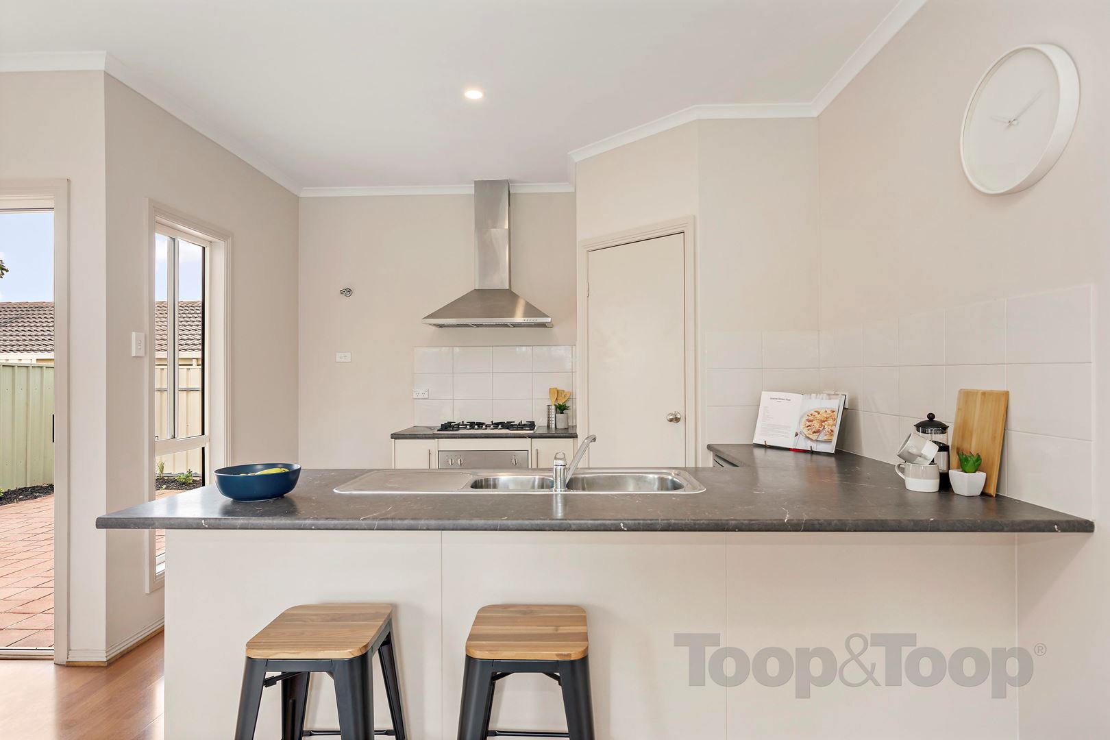 1A Peter Place, Campbelltown SA 5074, Campbelltown - Thumbnail 5