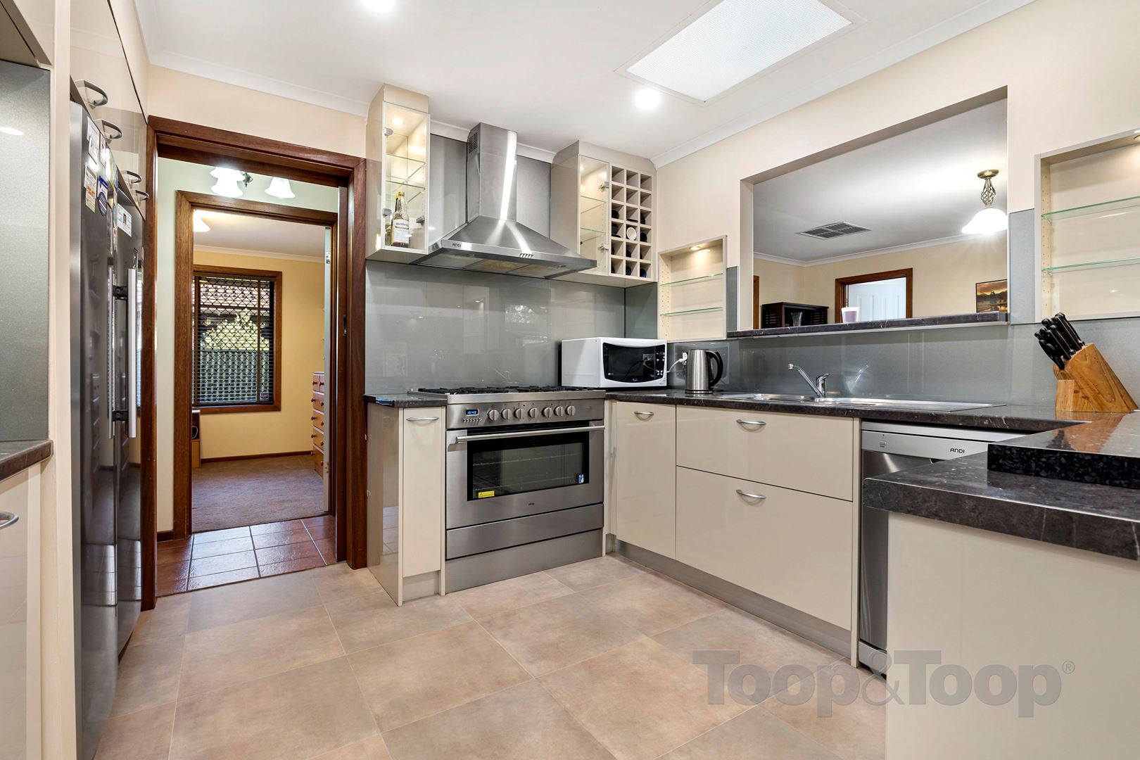 8 Whitlam Street, St Agnes SA 5097, St Agnes - Thumbnail 2