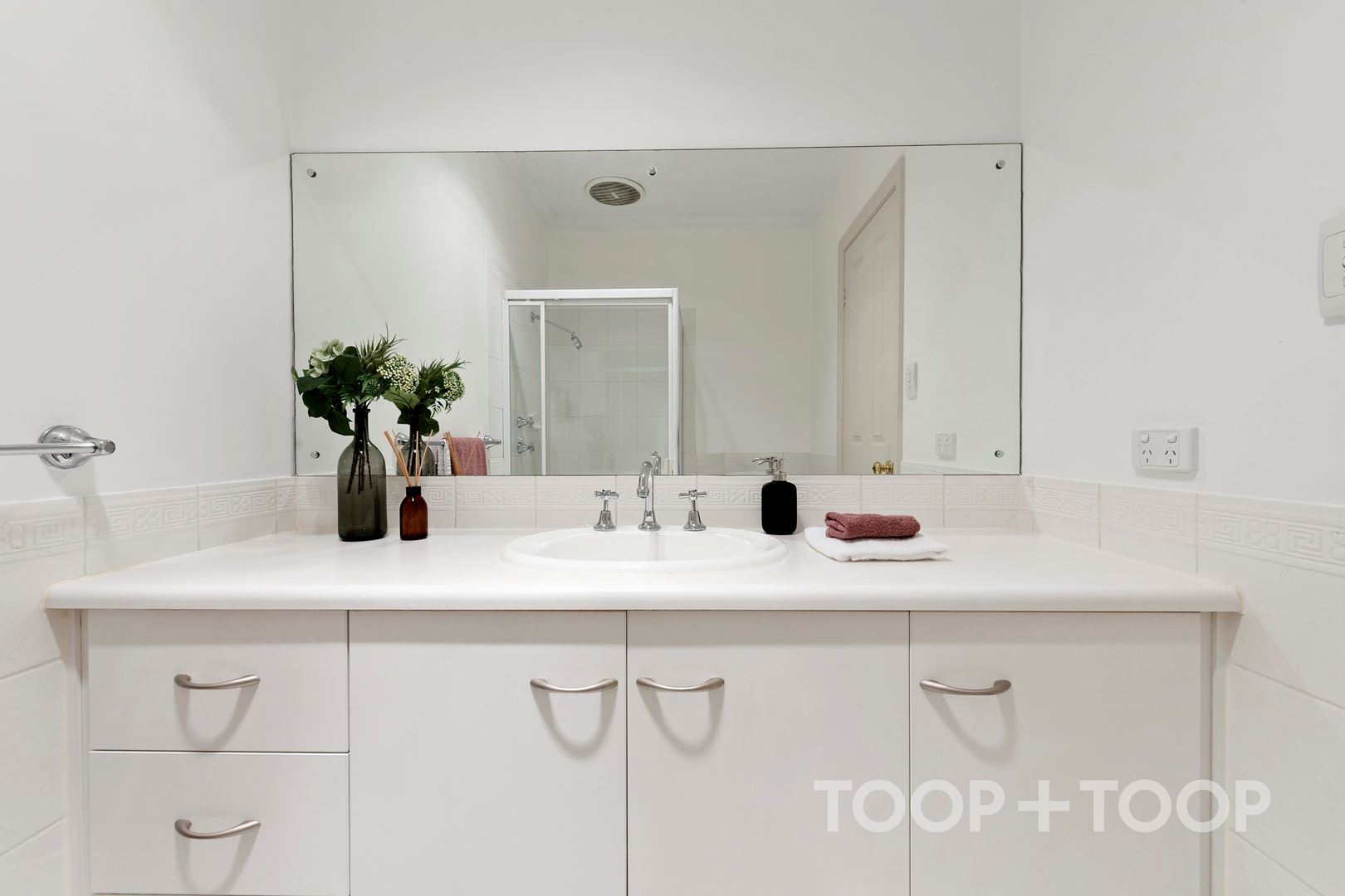 26 Chatham Road, Keswick SA 5035, Keswick - Thumbnail 7