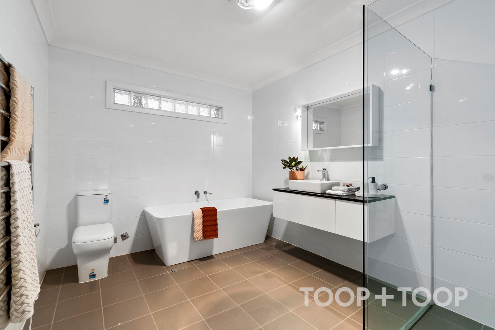 15 Jikara Drive, Glen Osmond SA 5064, Glen Osmond - Thumbnail 5