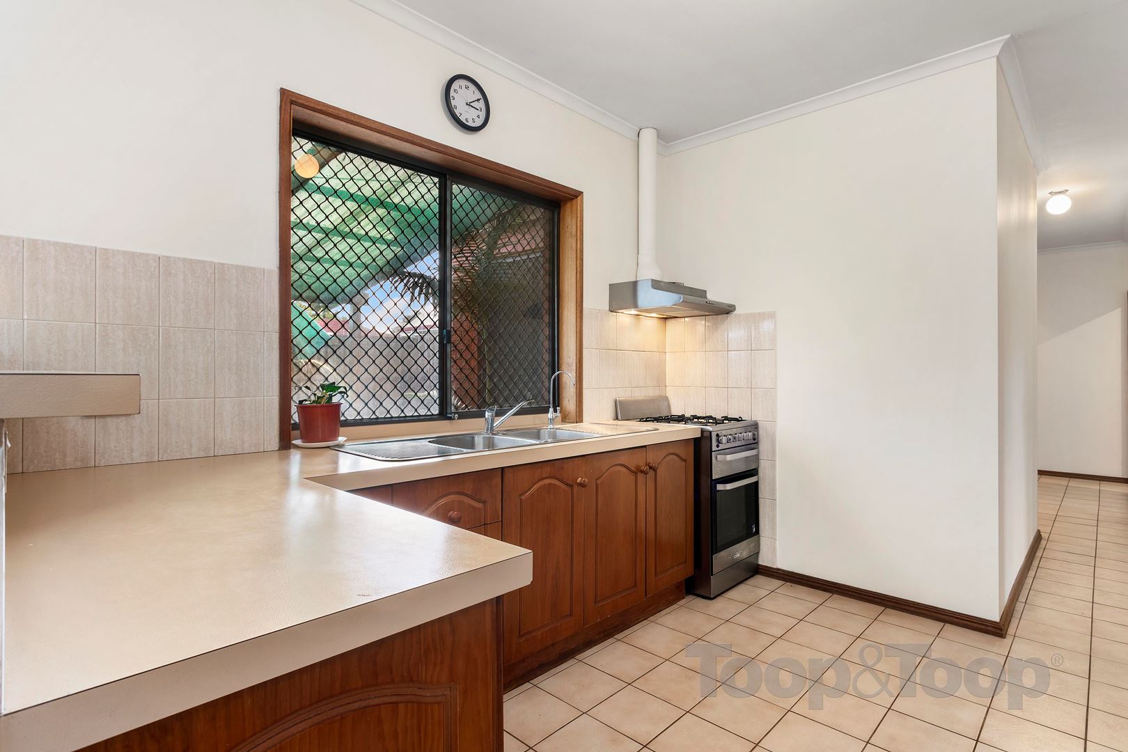 11 Ross Street, Clearview SA 5085, Clearview - Thumbnail 4