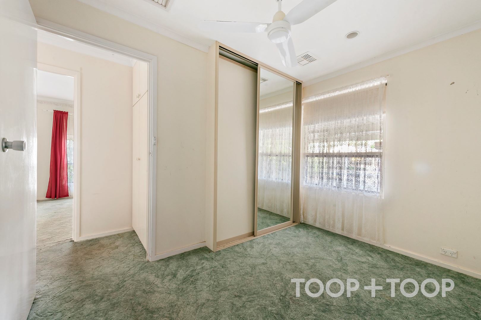 38 Barrdickson Crescent, Happy Valley SA 5159, Happy Valley - Thumbnail 4