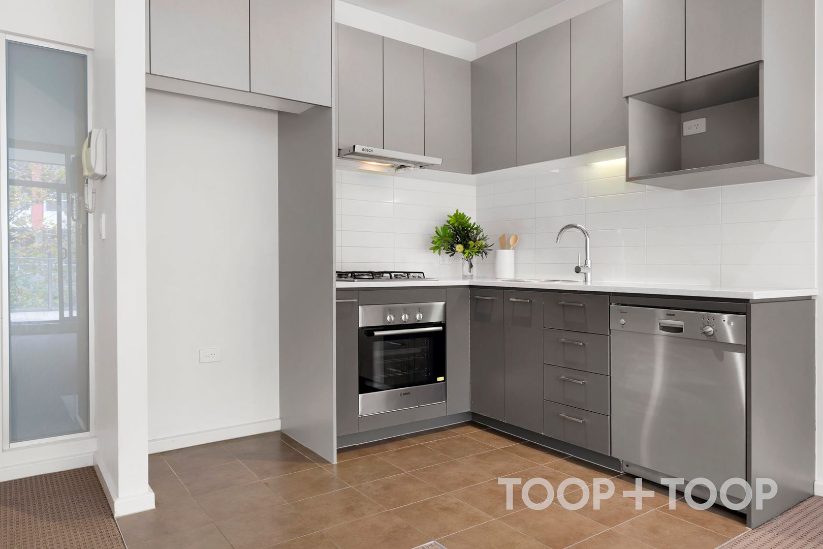 203 / 6-8 Wirra Drive, New Port SA 5015, New Port - Thumbnail 3