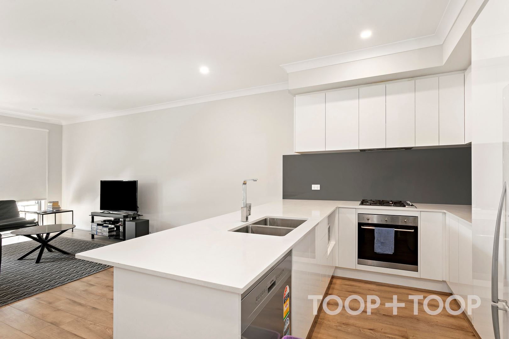 9 Patful Street, Campbelltown SA 5074, Campbelltown - Thumbnail 2