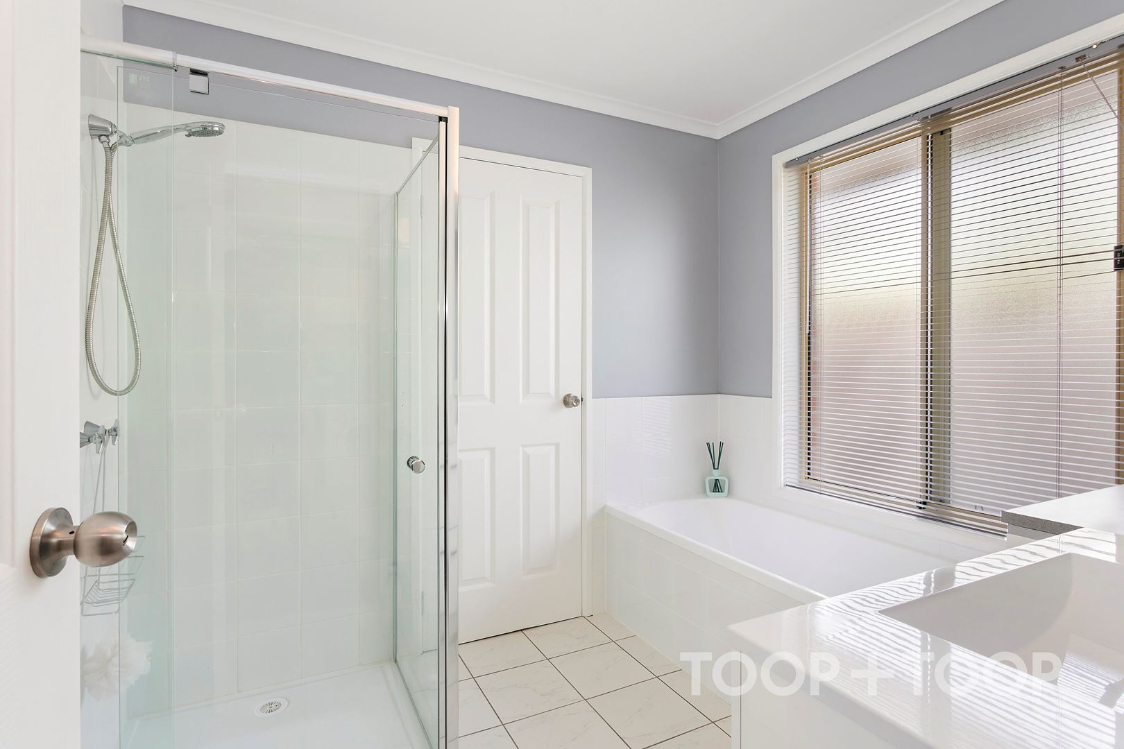 12 Whitestone Crescent, Seaford Rise SA 5169, Seaford Rise - Thumbnail 8