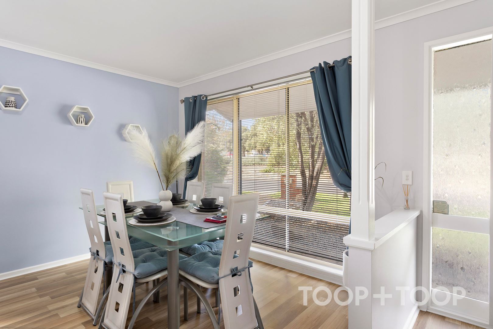12 Whitestone Crescent, Seaford Rise SA 5169, Seaford Rise - Thumbnail 2