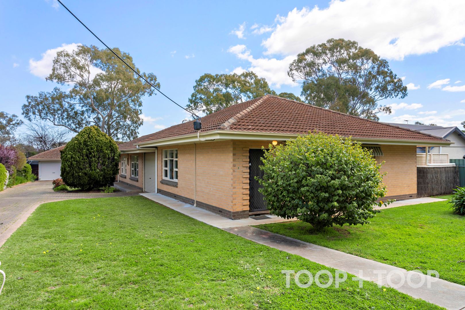 1 / 5 Peroomba Avenue, Kensington Gardens SA 5068, Kensington Gardens - Thumbnail 4