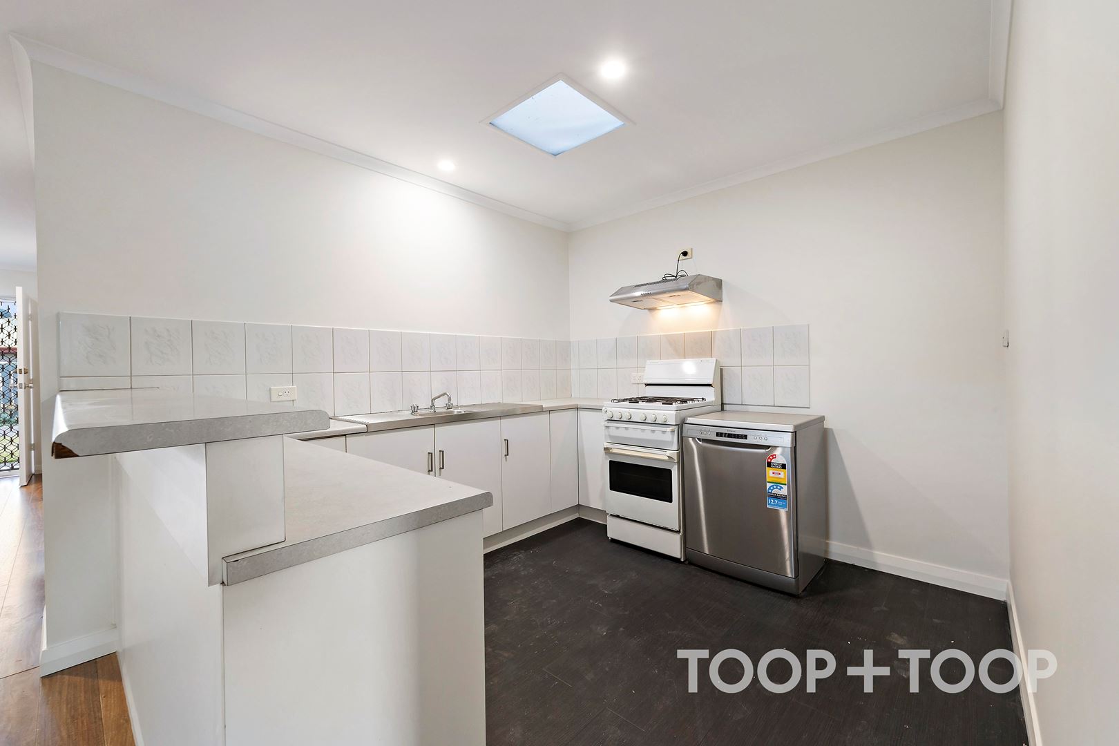 2 / 18 Grange Road, West Hindmarsh SA 5007, West Hindmarsh - Thumbnail 5