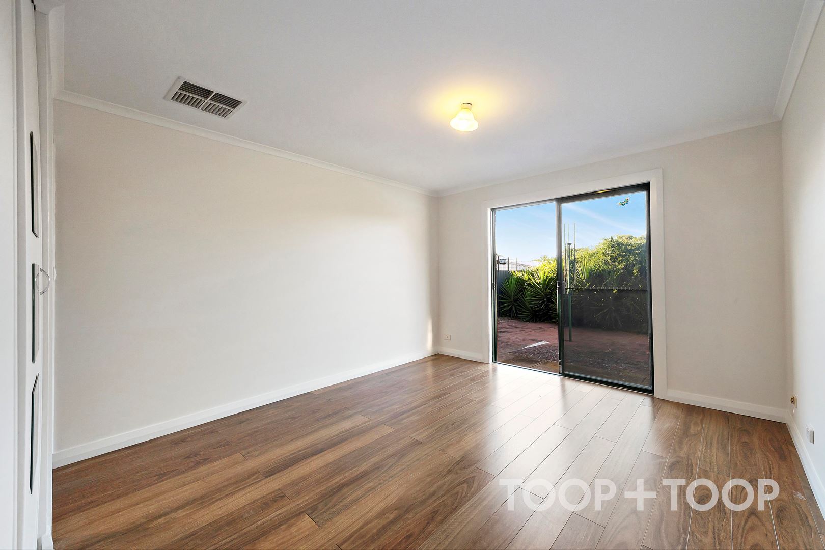 2 / 18 Grange Road, West Hindmarsh SA 5007, West Hindmarsh - Thumbnail 7