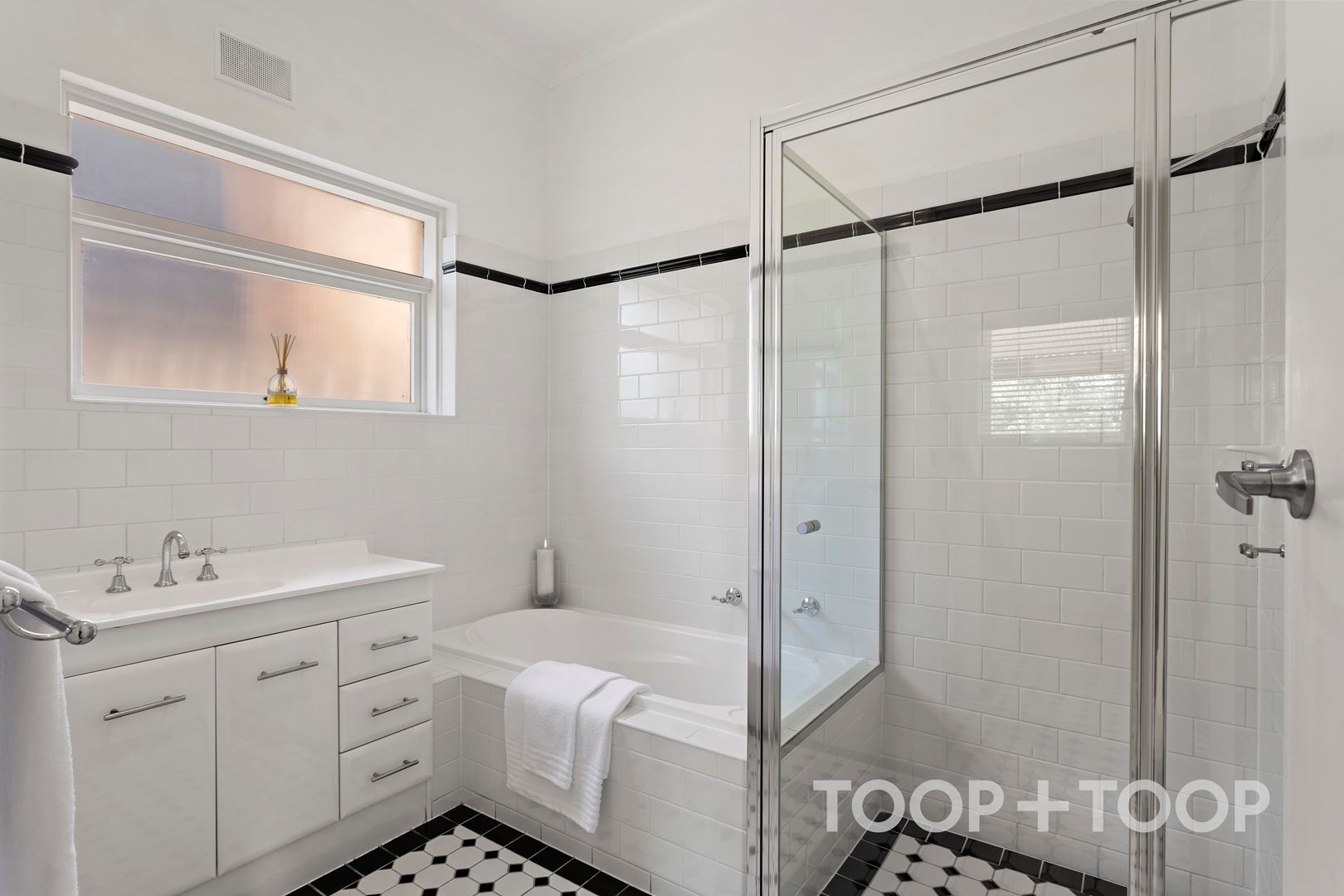 30 Fourth Avenue, St Peters SA 5069, St Peters - Thumbnail 6