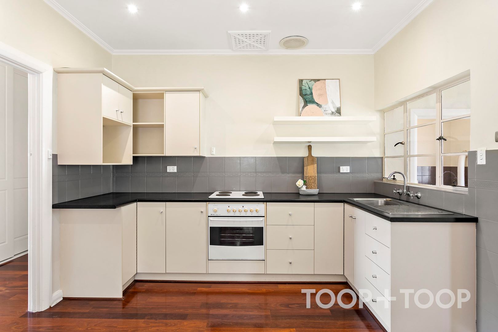 20 Mulcra Avenue, Park Holme SA 5043, Morphettville - Thumbnail 8