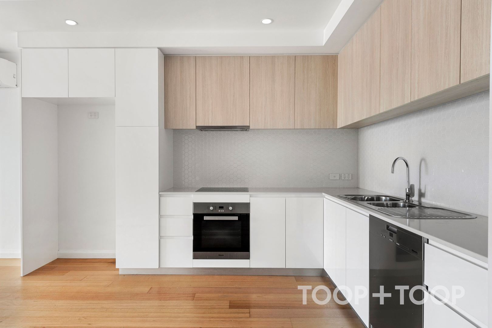 707 / 4 Fifth Street, Bowden SA 5007, Bowden - Thumbnail 6