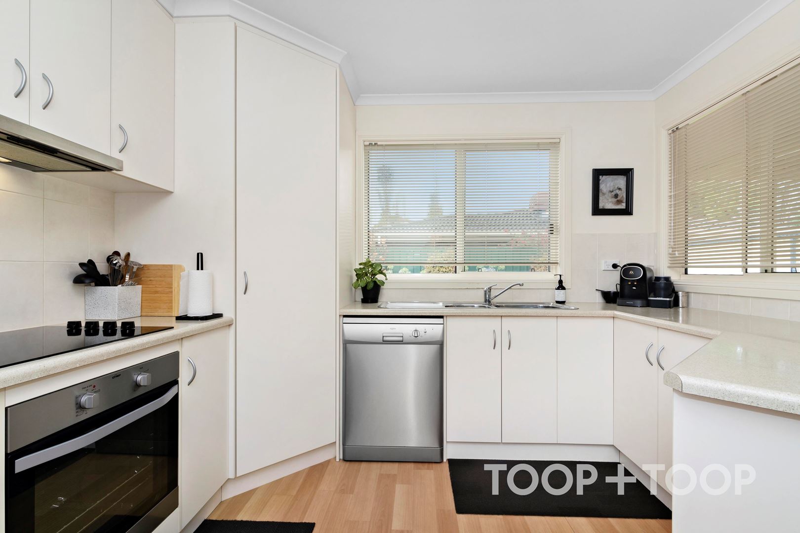 20 Whalers Road, Encounter Bay SA 5211, Encounter Bay - Thumbnail 5