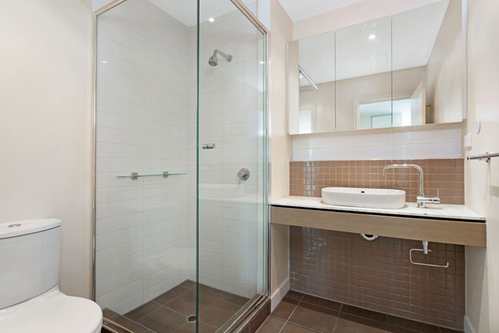 206 / 1-2 Tarni Court, New Port SA 5015, New Port - Thumbnail 4