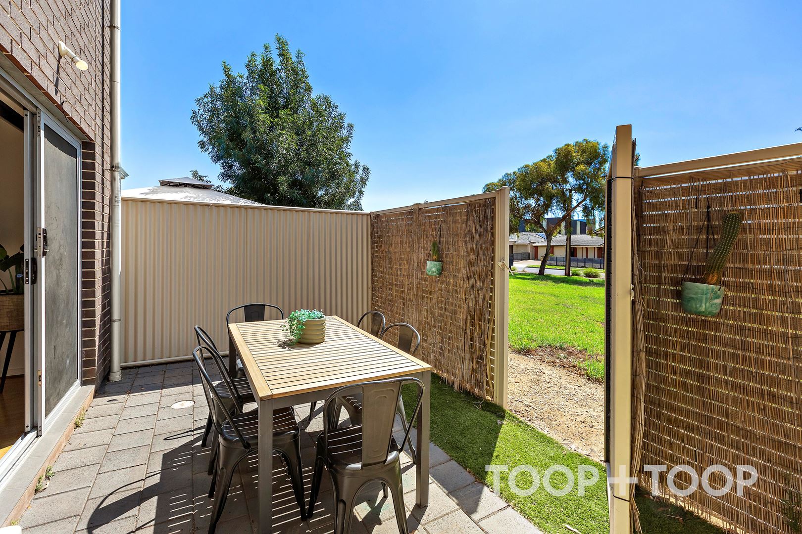 6 Blue Gum Avenue, Woodville North SA 5012, Woodville North - Thumbnail 2