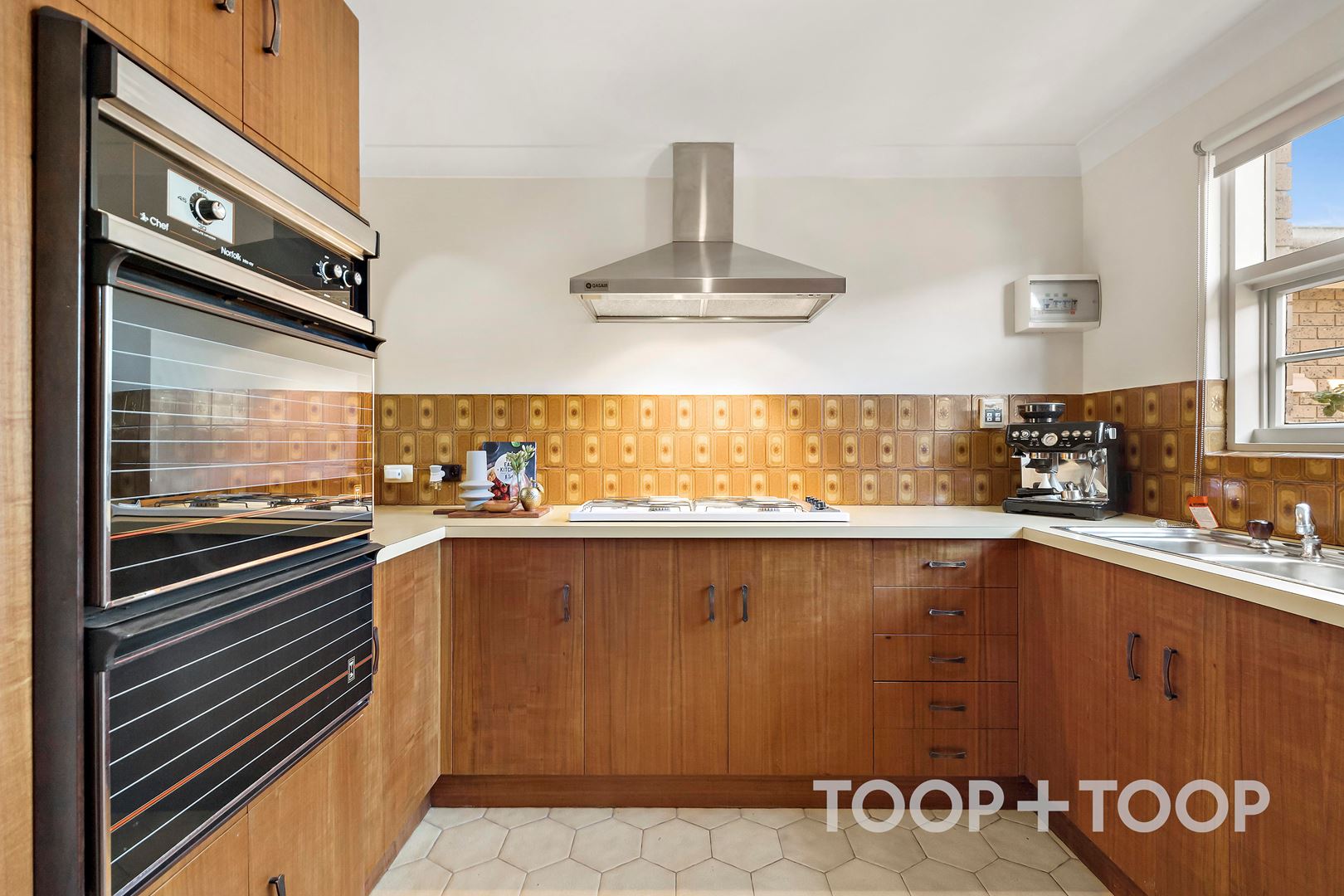 3 / 32 Lochside Drive, West Lakes SA 5021, West Lakes - Thumbnail 2