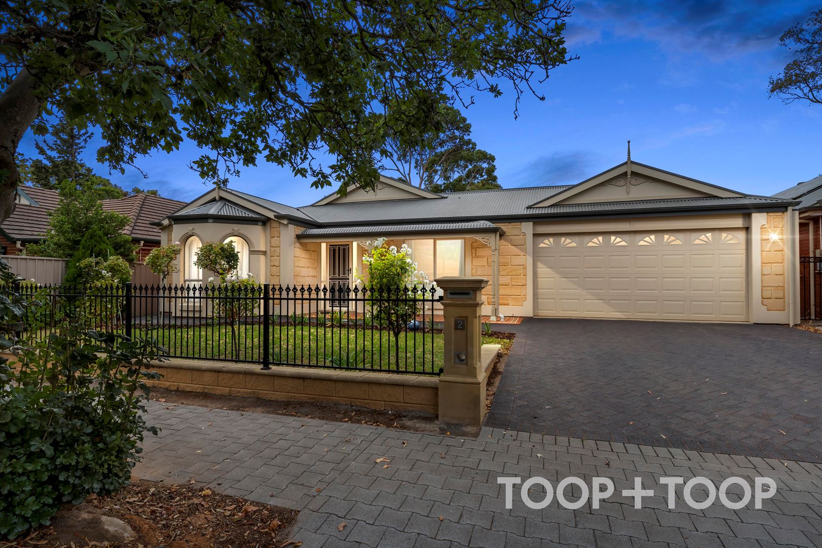 2 Yulinda Terrace, Lower Mitcham SA 5062