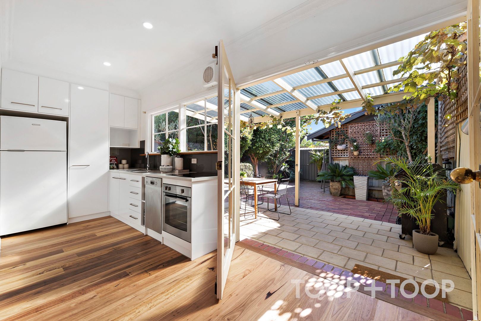 1 Gloucester Terrace, Norwood SA 5067, Norwood - Thumbnail 2