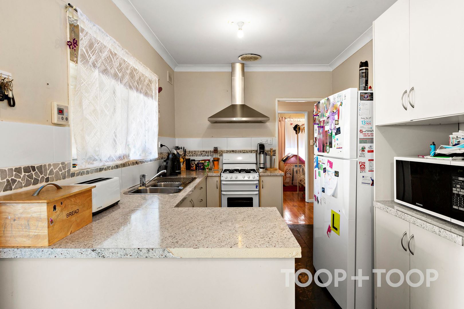 86 Walkleys Road, Valley View SA 5093, Valley View - Thumbnail 4
