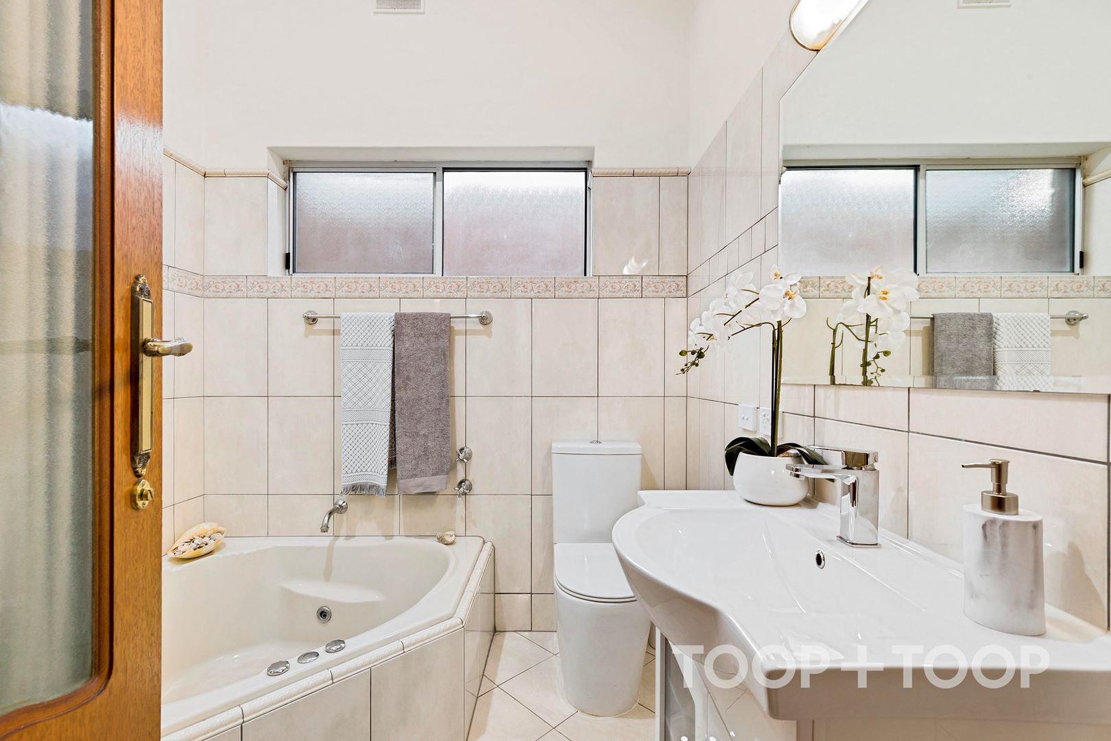 2 Trafford Road, Campbelltown SA 5074, Campbelltown - Thumbnail 5
