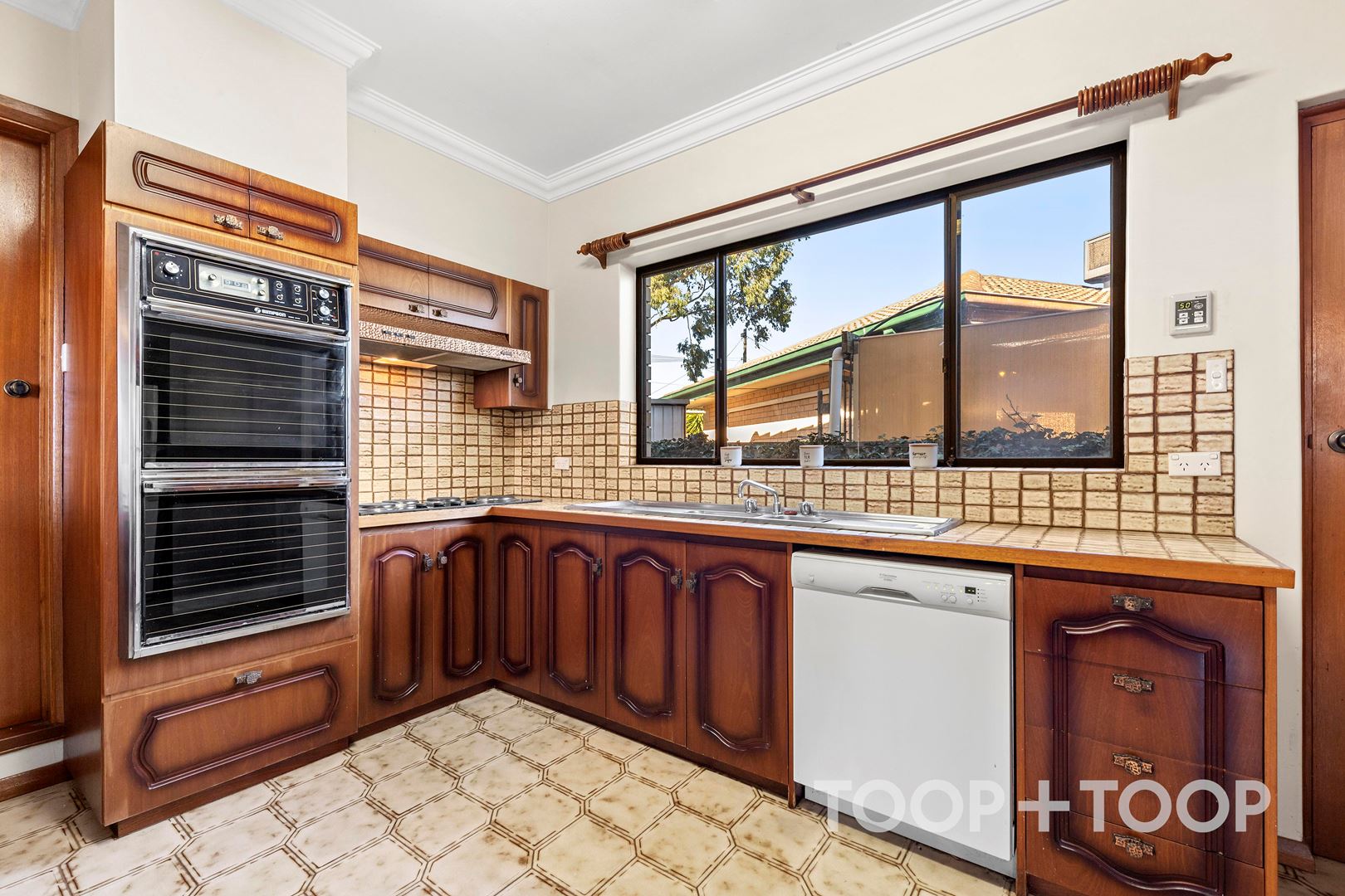 19 Lovelock Street, Highbury SA 5089, Highbury - Thumbnail 3