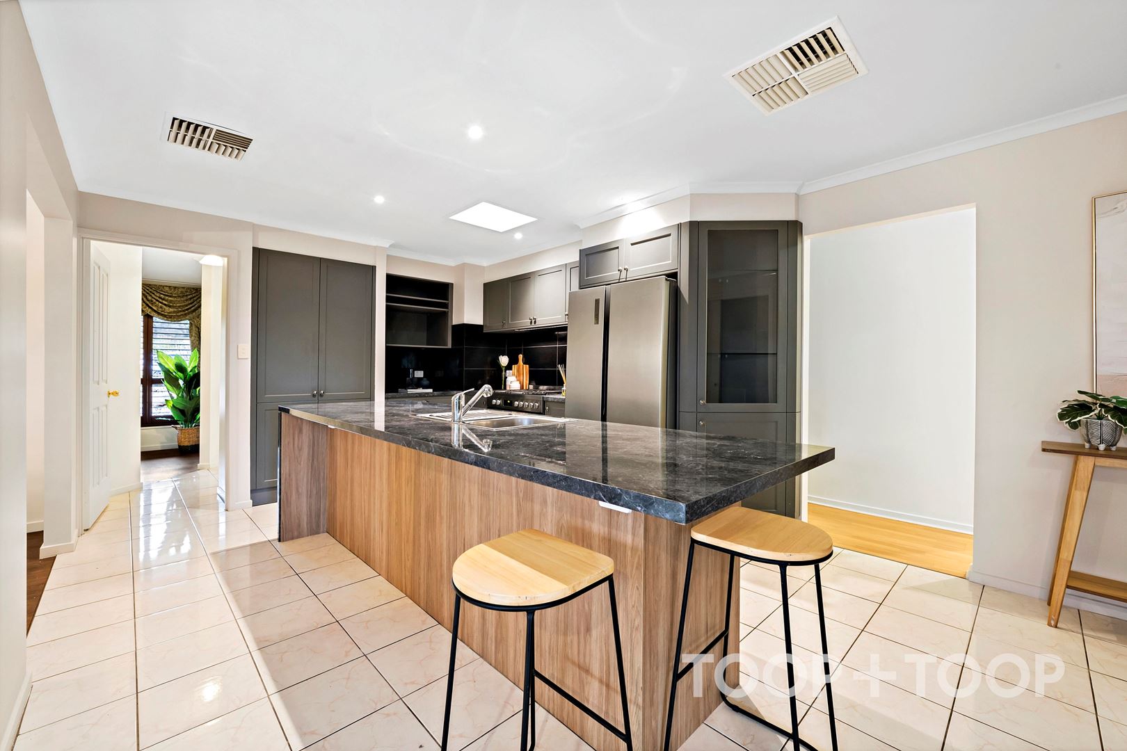 2 Palamountain Avenue, Greenwith SA 5125, Greenwith - Thumbnail 4