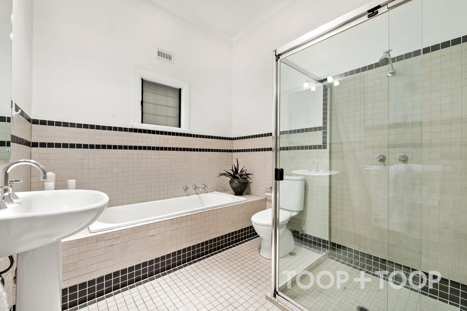 94 Edward Street, Norwood SA 5067, Norwood - Thumbnail 7