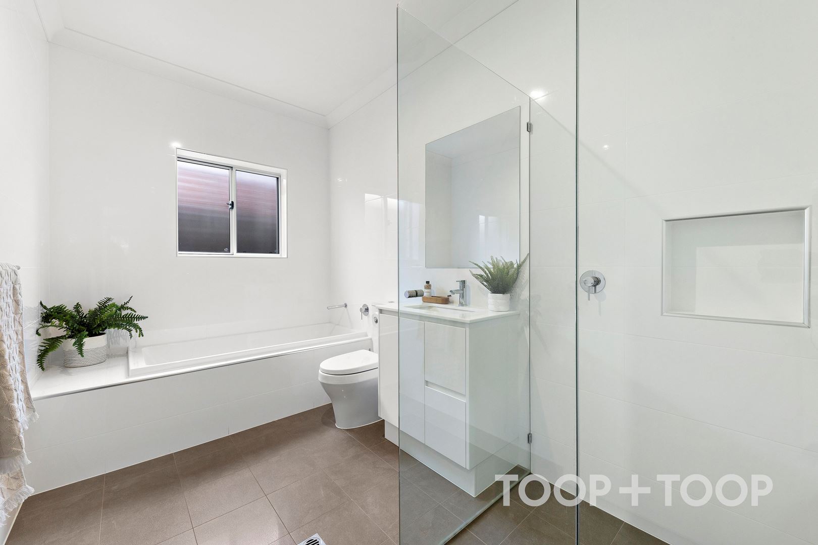 1C Broadford Crescent, Findon SA 5023, Findon - Thumbnail 4