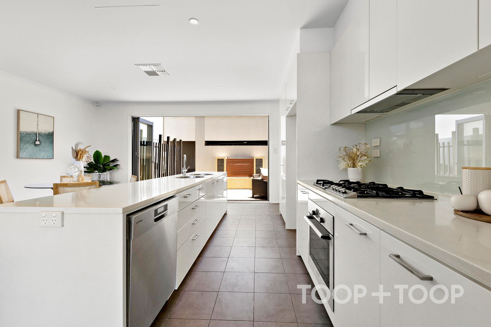 13 Karra Cove, New Port SA 5015, New Port - Thumbnail 4