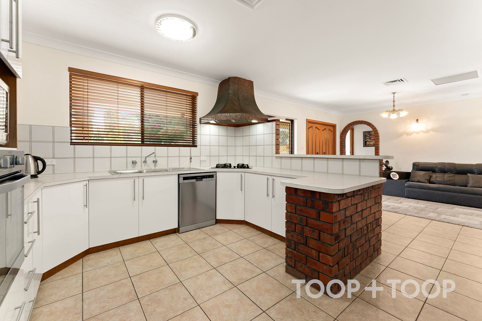 10 Lovelock Street, Highbury SA 5089, Highbury - Thumbnail 6