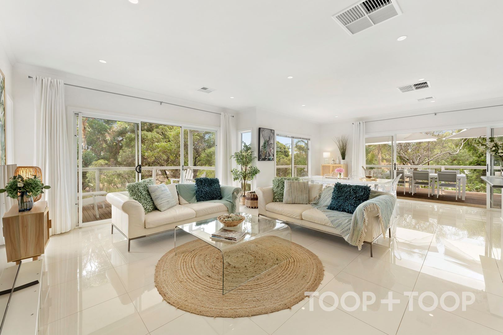 20 Caffrey Crescent, Port Willunga SA 5173, Port Willunga - Thumbnail 2