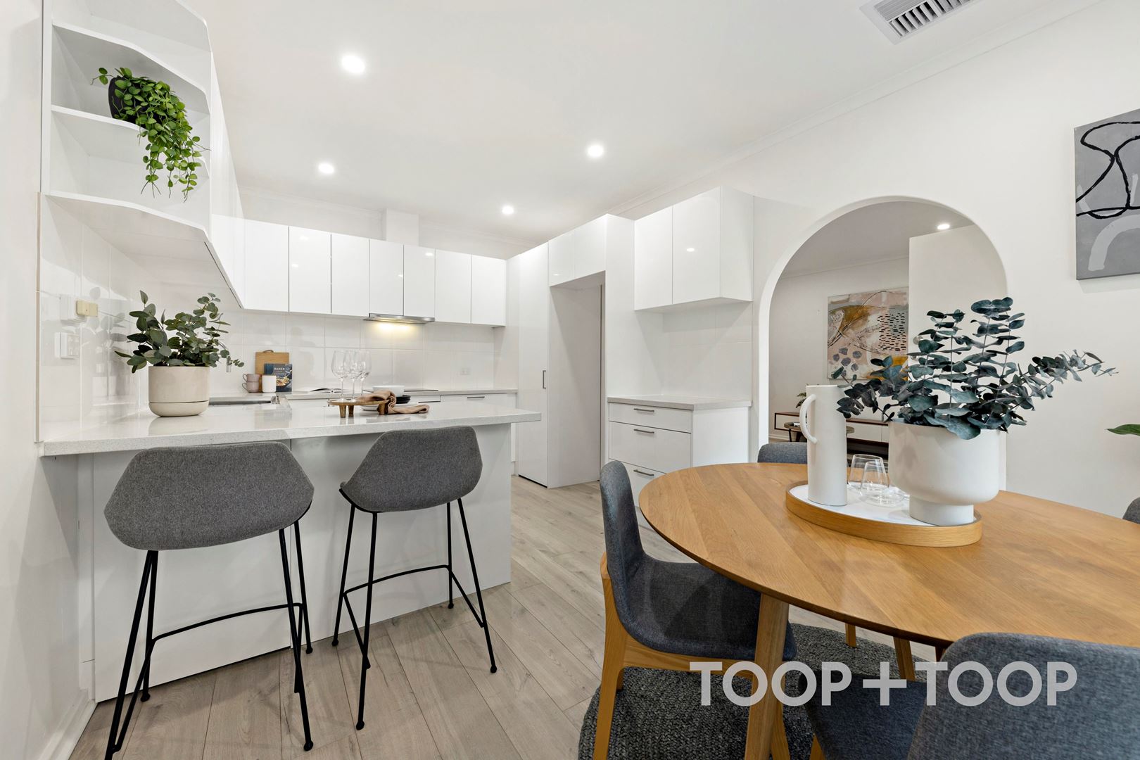2 / 26 Quinlivan Road, Pooraka SA 5095, Pooraka - Image 1