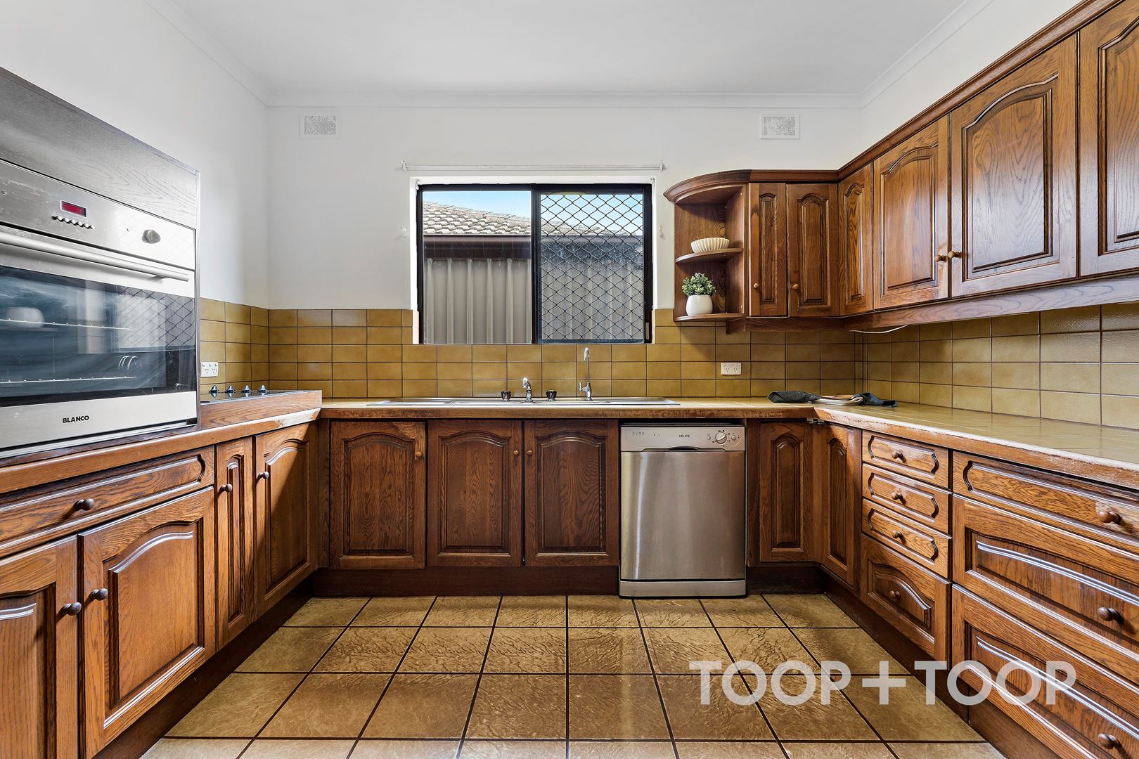 6 Nedford Crescent, Fulham Gardens SA 5024, Fulham Gardens - Thumbnail 7