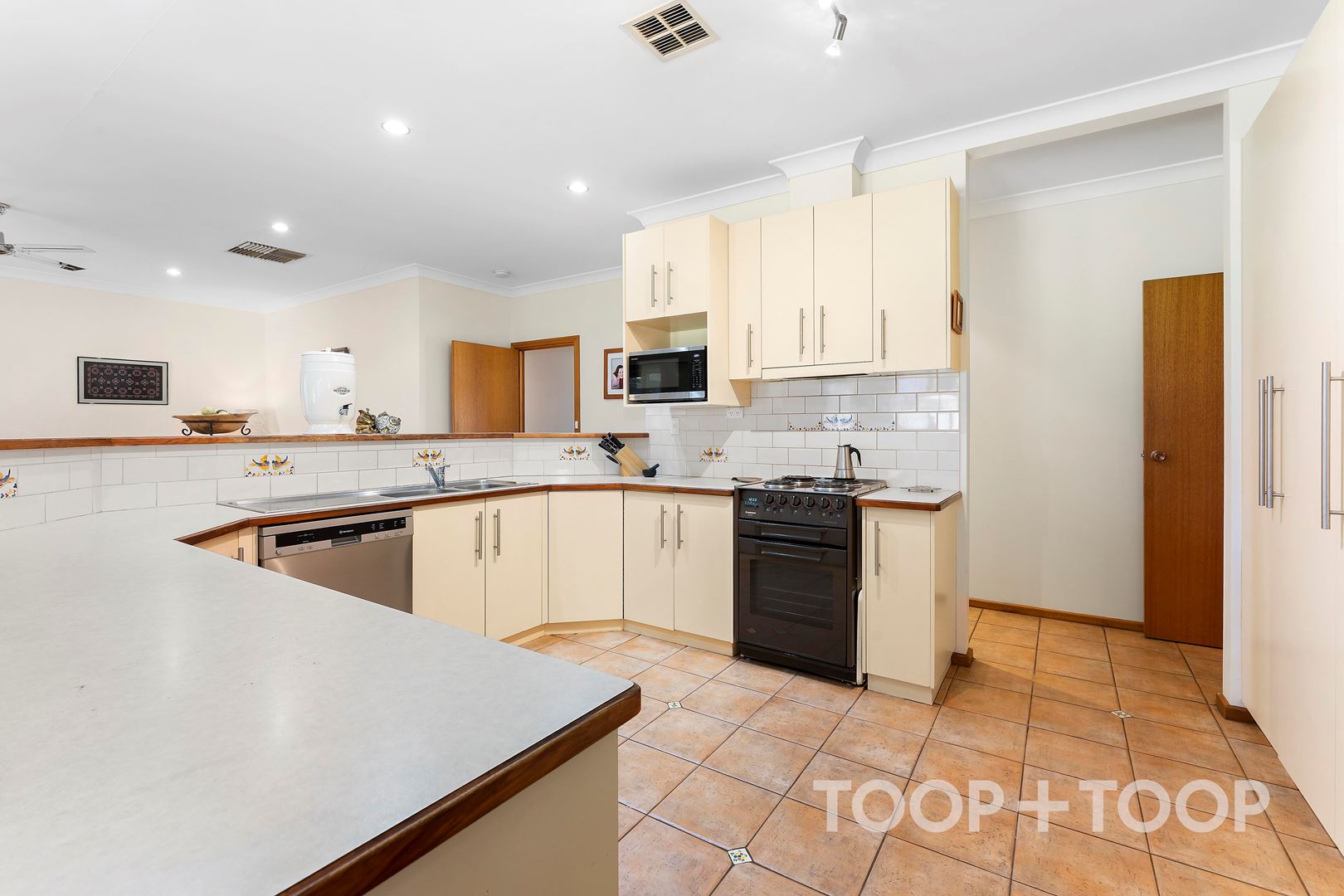 10 Stithians Drive, Gawler East SA 5118, Gawler East - Thumbnail 5