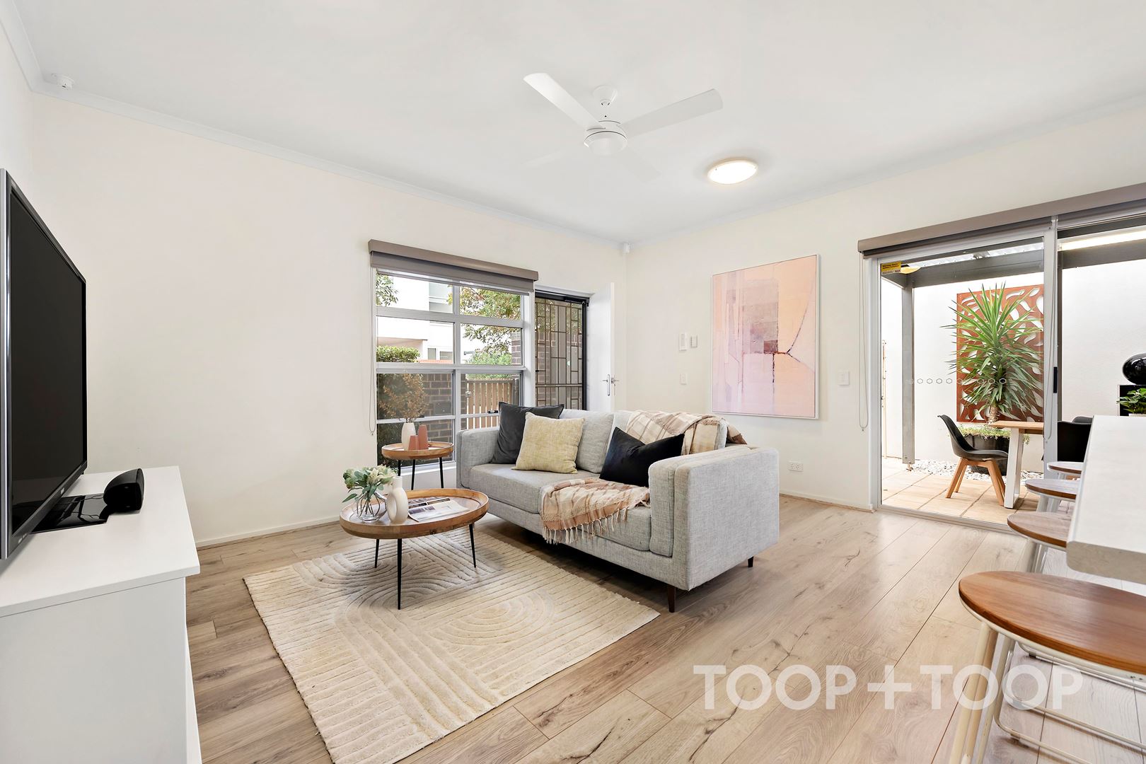 2 Lawton Lane, Woodville West SA 5011, Woodville West - Thumbnail 4