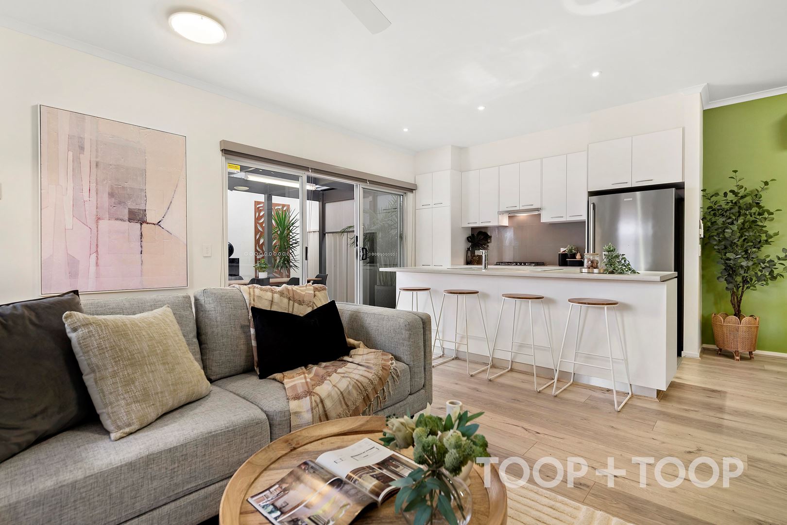 2 Lawton Lane, Woodville West SA 5011, Woodville West - Thumbnail 3