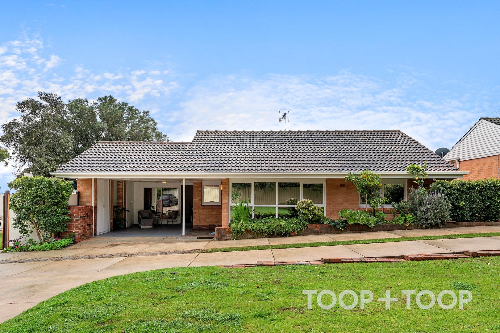 1 / 209 Belair Road, Torrens Park SA 5062