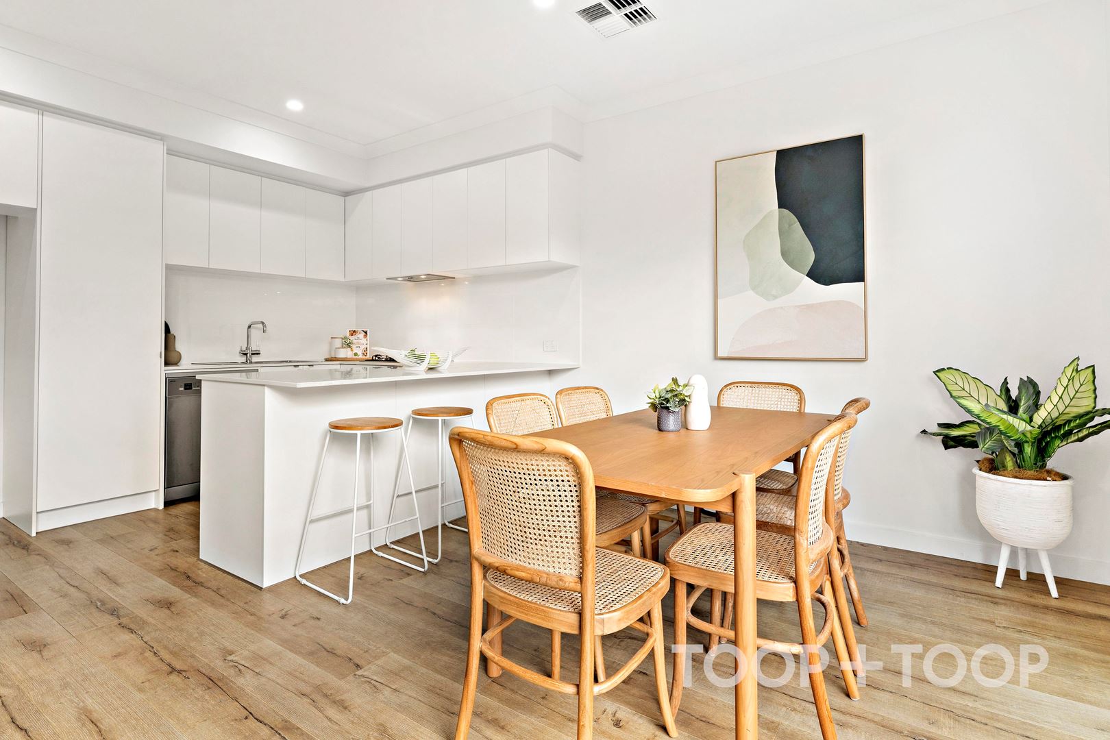 6 / 24 Henderson Avenue, Woodville West SA 5011, Woodville West - Thumbnail 2