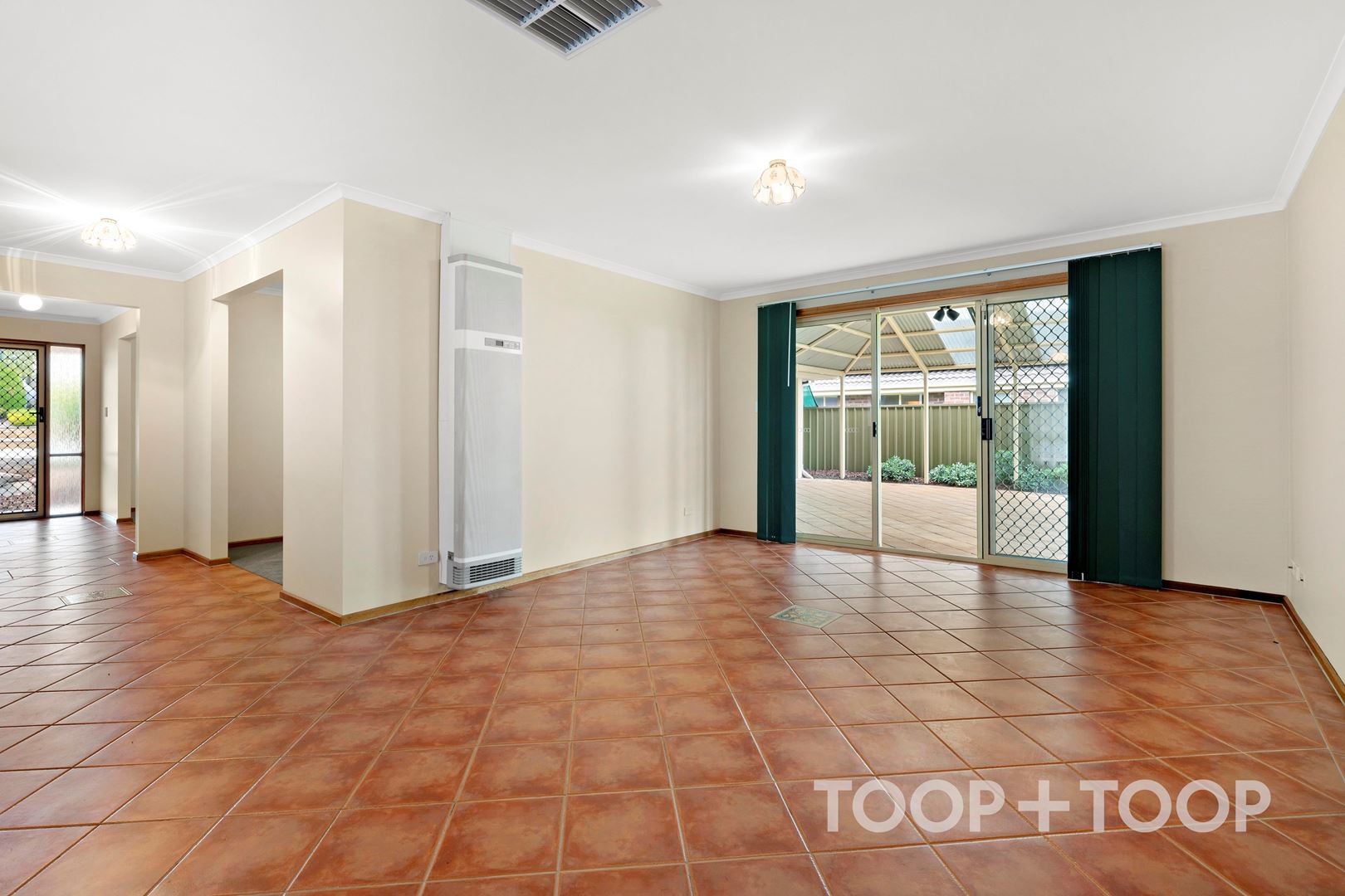 16 Plane Tree Drive, Craigmore SA 5114, Craigmore - Thumbnail 5