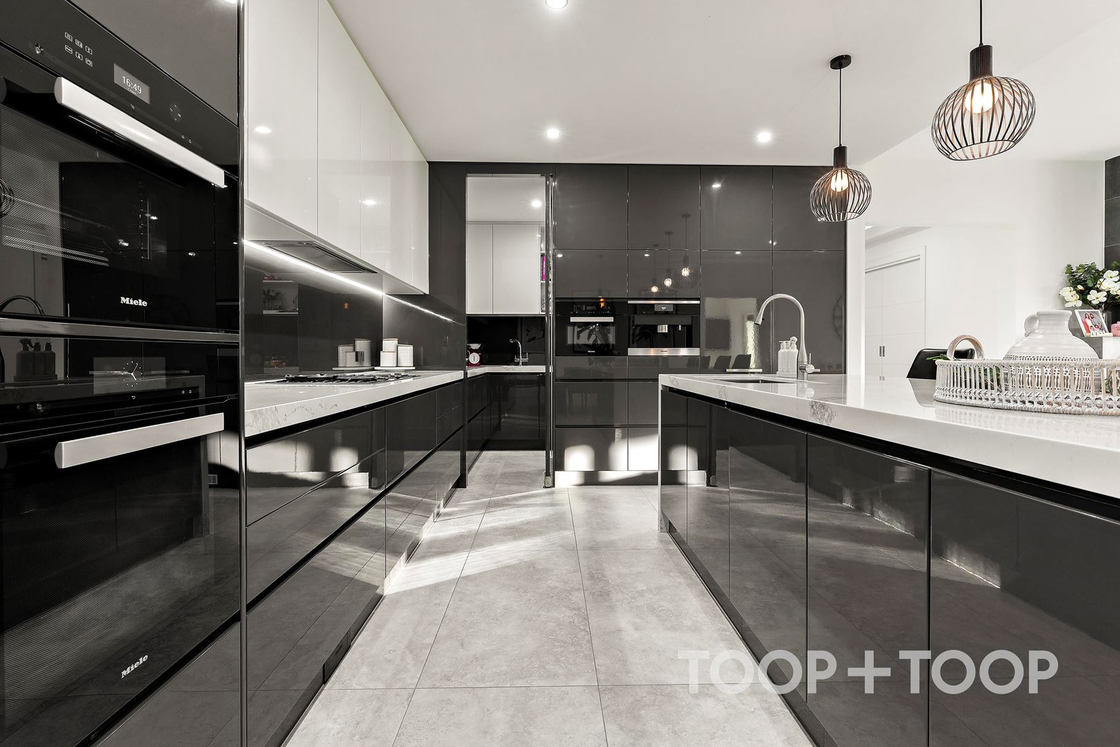13 Honeyton Street, Seaton SA 5023, Seaton - Thumbnail 7