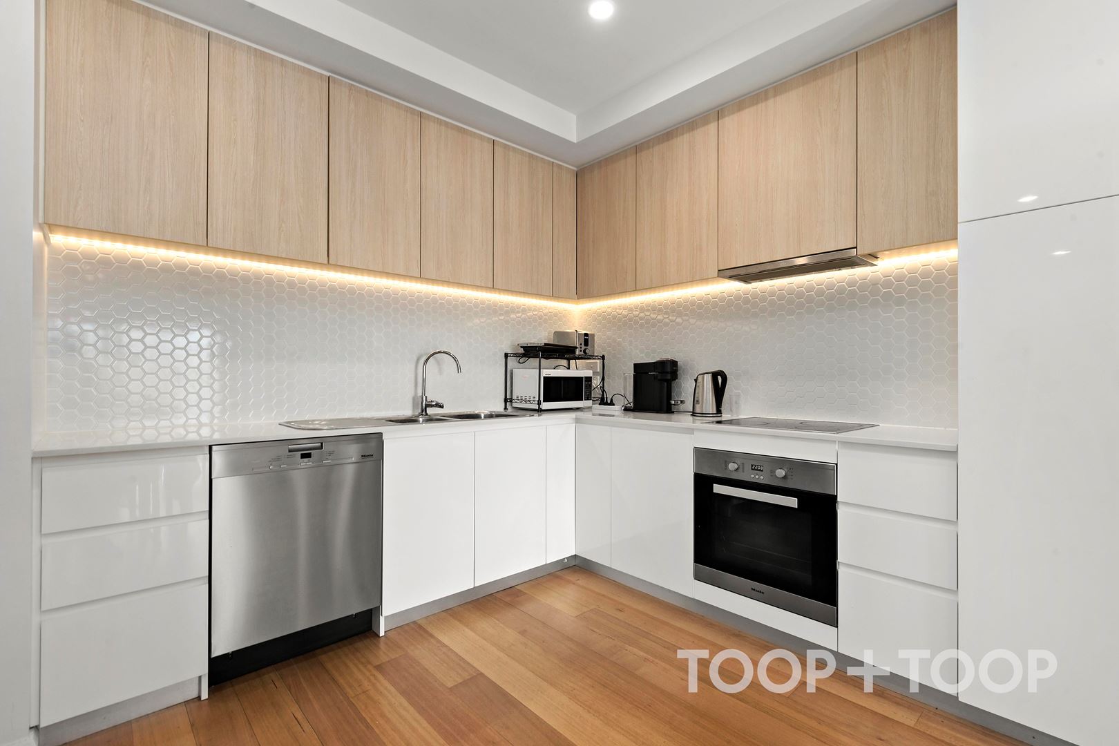 606 / 3 Fourth Street, Bowden SA 5007, Bowden - Thumbnail 3