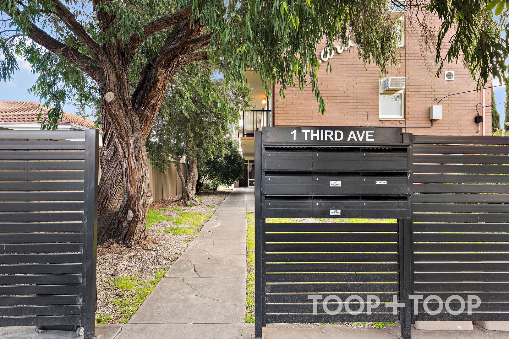 4 / 1 Third Avenue, Glenelg East SA 5045, Glenelg East - Image 1