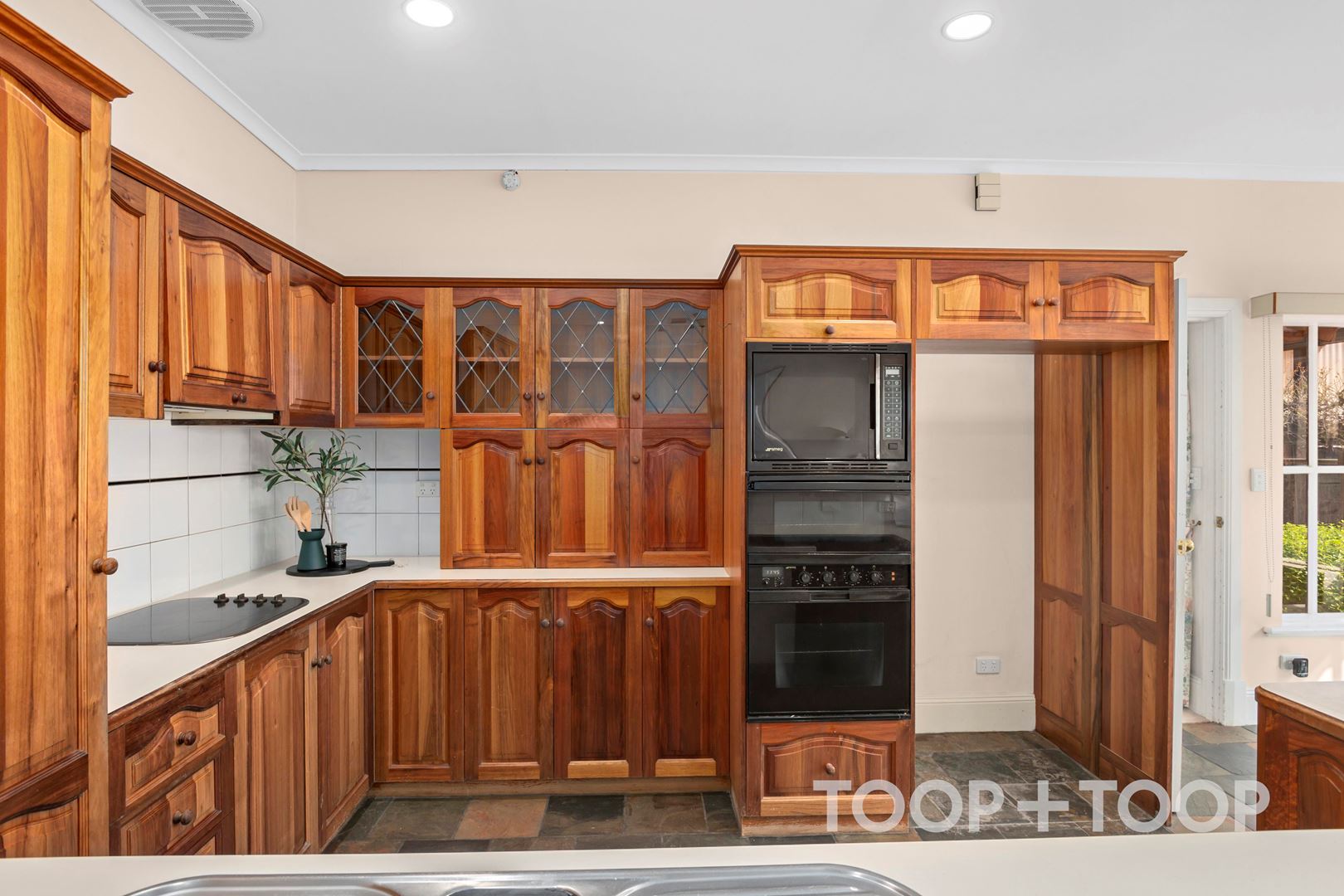 18A Hamilton Street, Erindale SA 5066, Erindale - Thumbnail 5