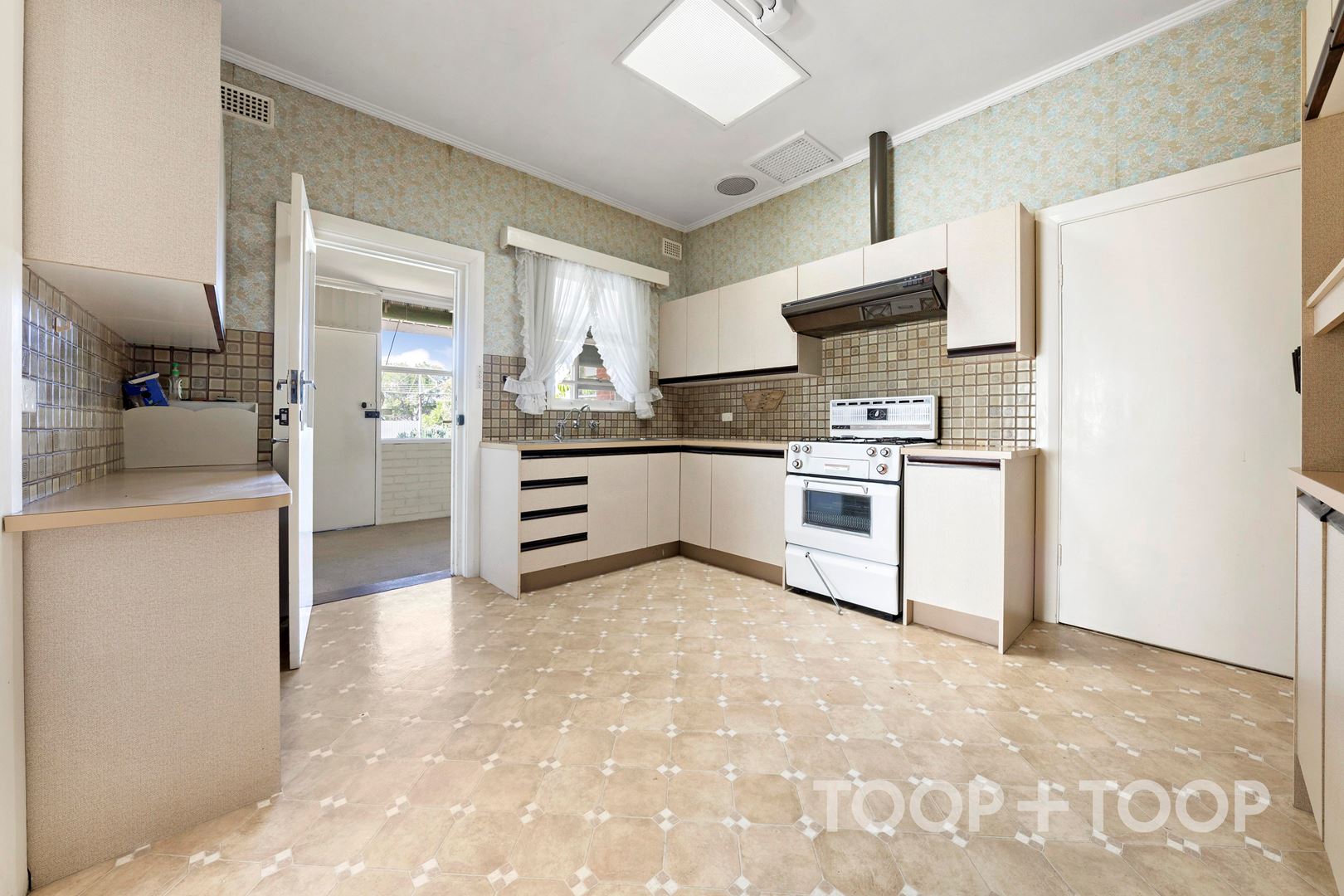 3 Westall Avenue, Flinders Park SA 5025, Flinders Park - Thumbnail 3
